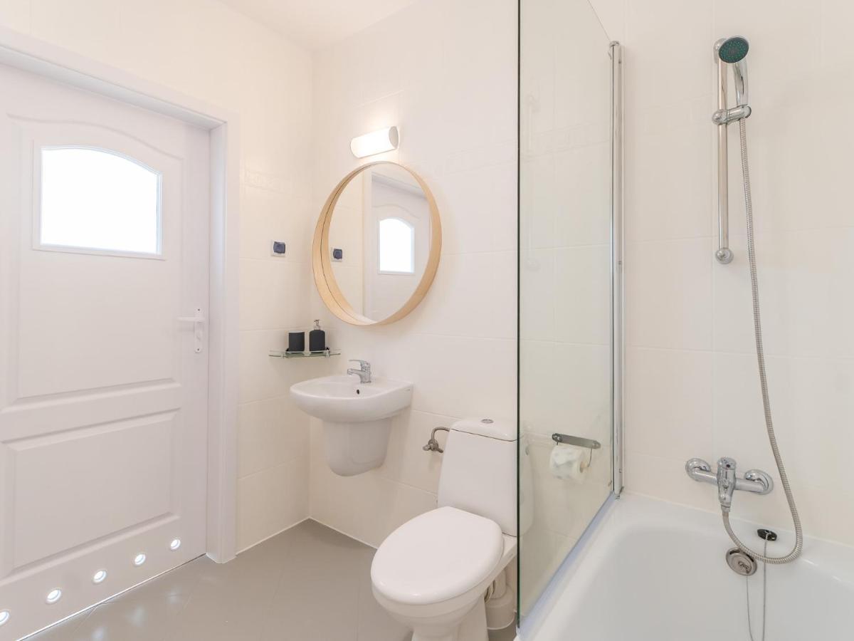 Apartamenty Lighthouse - Jantar 20 コウォブジェク エクステリア 写真